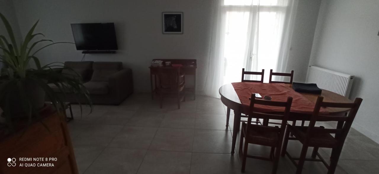 Maison Proche Centre Ville Biard Εξωτερικό φωτογραφία